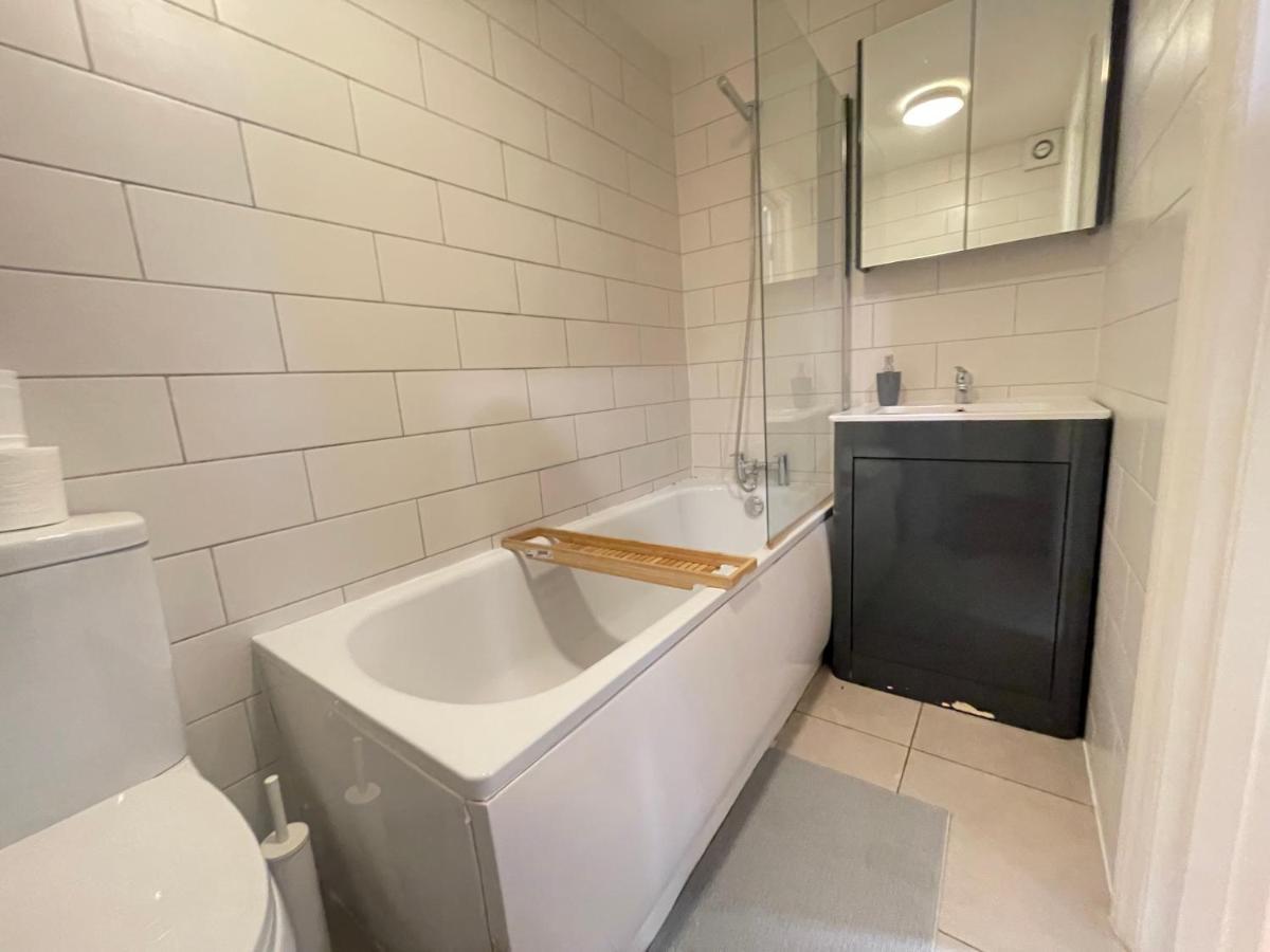 Cozy 1 Bed Apartment In Hackney Londres Exterior foto